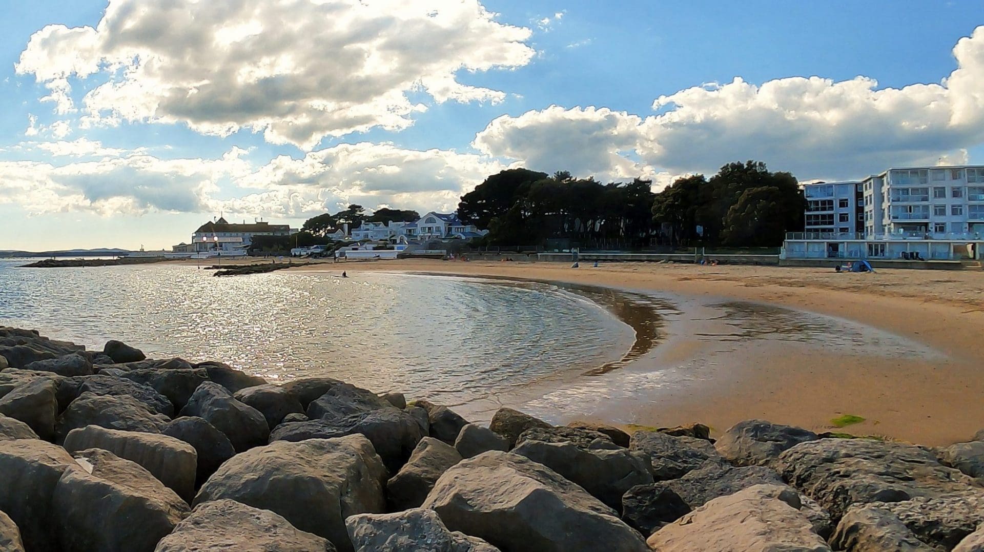 Cubs Beach | Sandbanks Beach: Official Visitor Guide to Sandbanks
